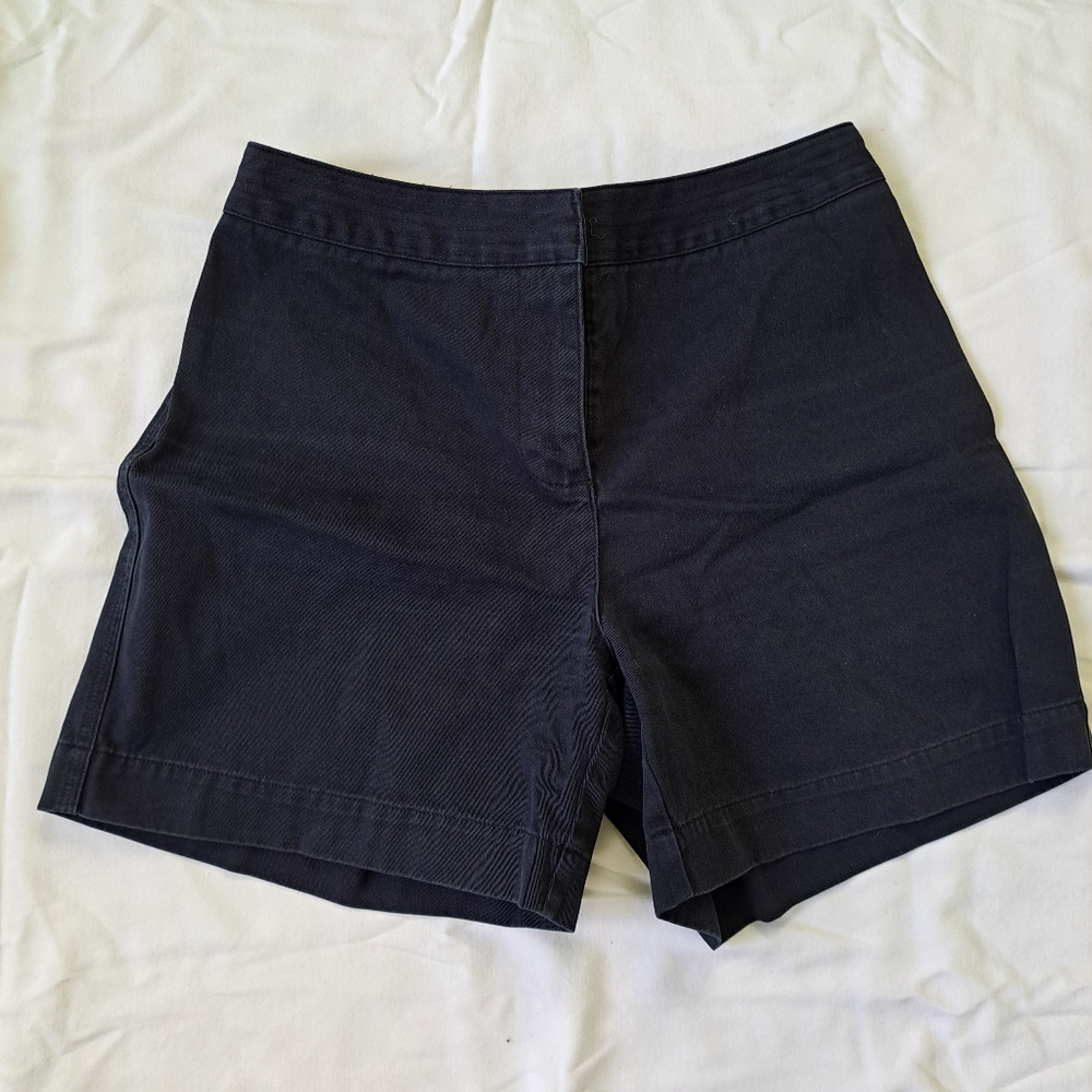 Casual Corner black shorts 4P